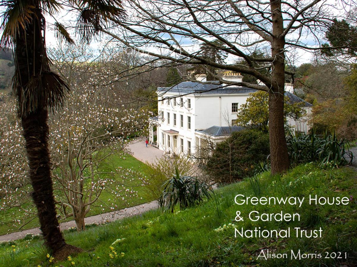 Dart Haven - Cheerful Holiday Bungalow In Galmpton エクステリア 写真
