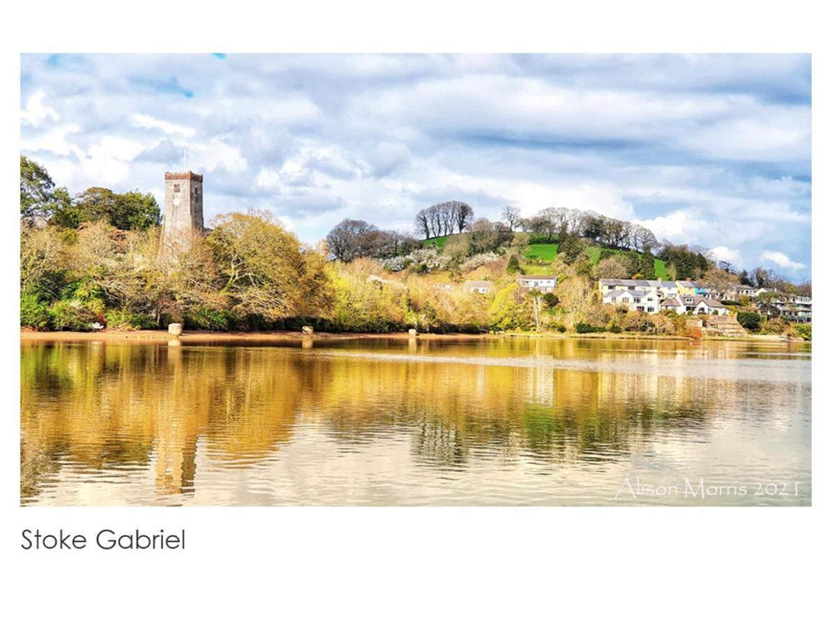 Dart Haven - Cheerful Holiday Bungalow In Galmpton エクステリア 写真