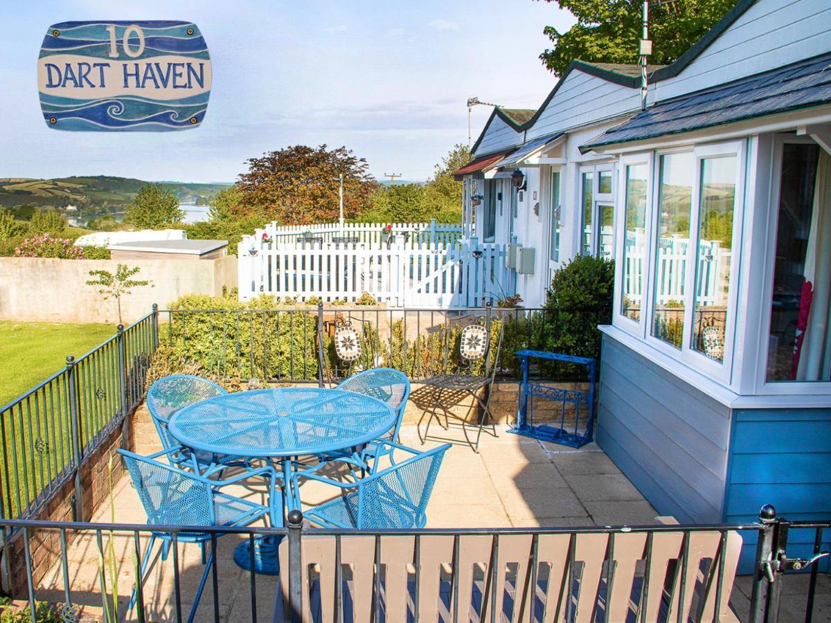 Dart Haven - Cheerful Holiday Bungalow In Galmpton エクステリア 写真